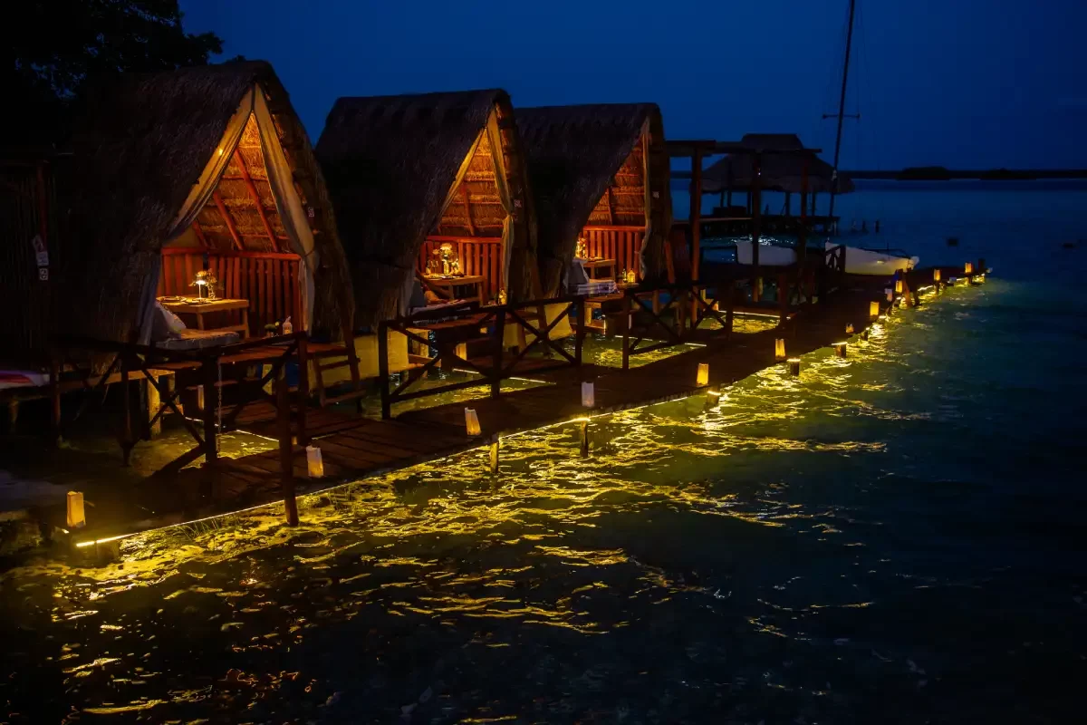 Lagoon Beach Club noche